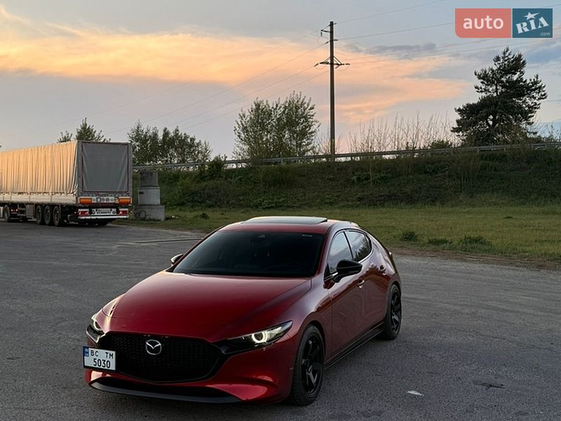 Хэтчбек Mazda 3 2022 в Львове
