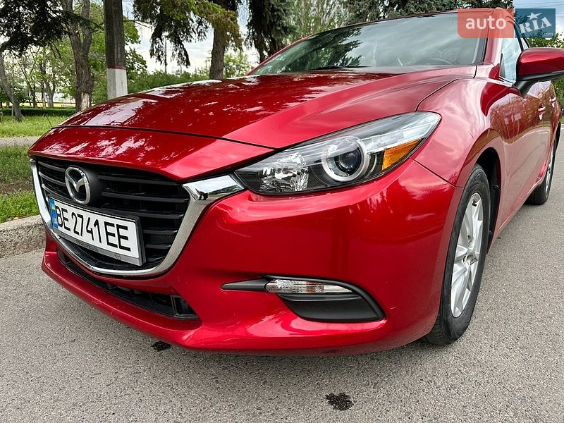 Седан Mazda 3 2017 в Николаеве