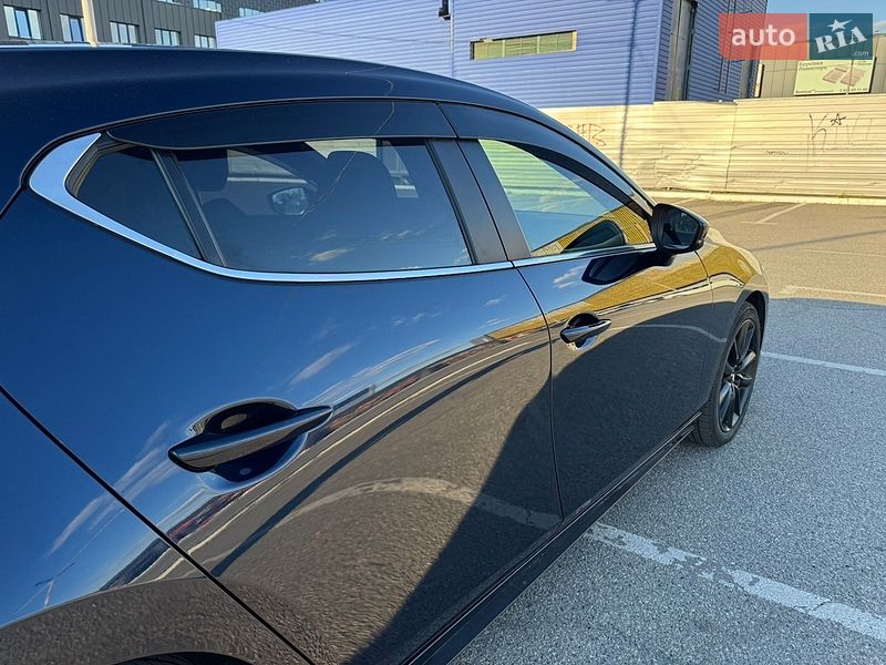 Хетчбек Mazda 3 2024 в Києві фото 6 Хетчбек Mazda 3 2024 в Києві