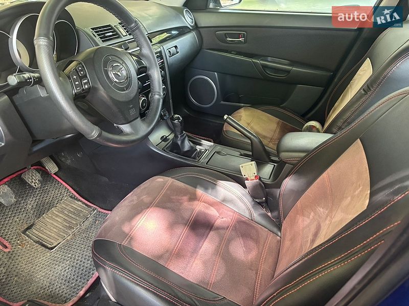 Седан Mazda 3 2009 в Херсоне
