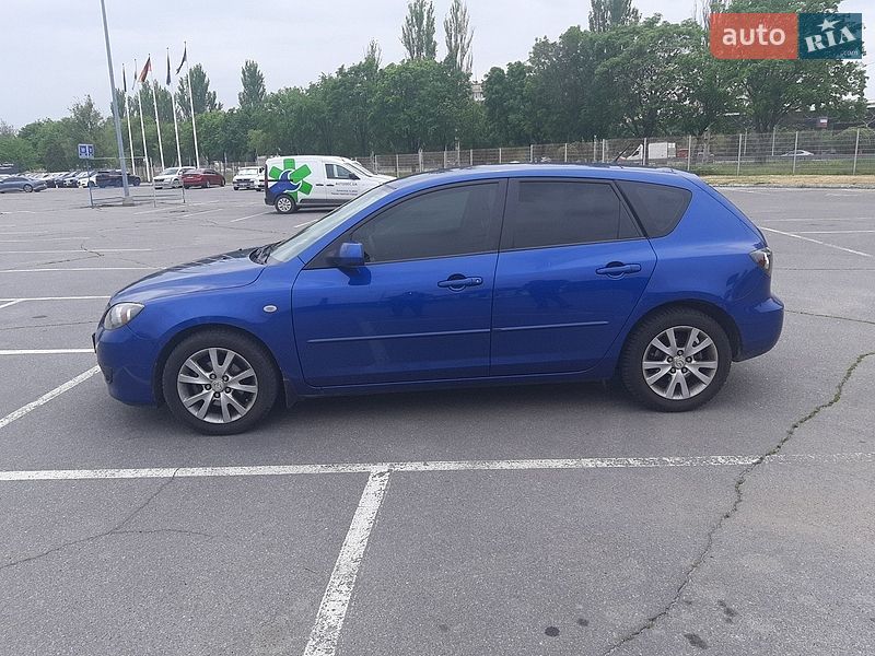 Хэтчбек Mazda 3 2006 в Днепре