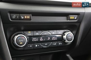 Седан Mazda 3 2017 в Харькове