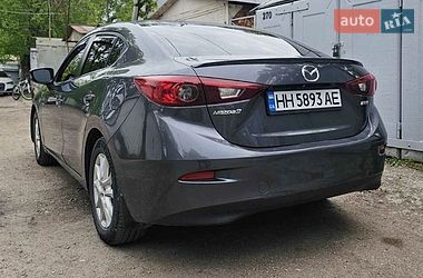 Седан Mazda 3 2016 в Одесі