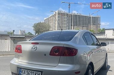 Седан Mazda 3 2004 в Киеве