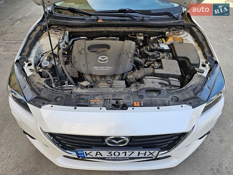 Хэтчбек Mazda 3 2017 в Киеве фото 10 Хэтчбек Mazda 3 2017 в Киеве