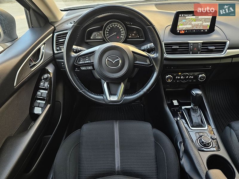 Хэтчбек Mazda 3 2017 в Киеве фото 20 Хэтчбек Mazda 3 2017 в Киеве