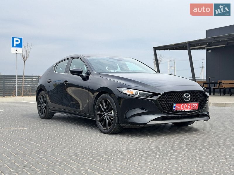 Хетчбек Mazda 3 2023 в Львові