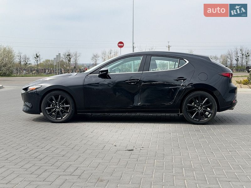 Хетчбек Mazda 3 2023 в Львові