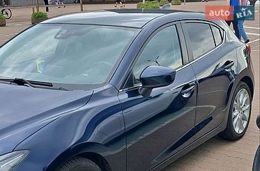 Хэтчбек Mazda 3 2015 в Житомире