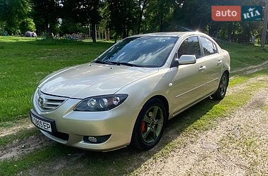 Седан Mazda 3 2004 в Гадяче