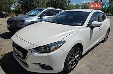 Седан Mazda 3 2016 в Полтаве