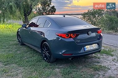 Седан Mazda 3 2022 в Днепре