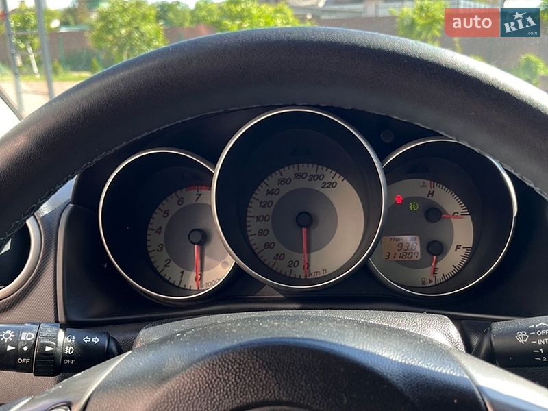 Хэтчбек Mazda 3 2008 в Киеве