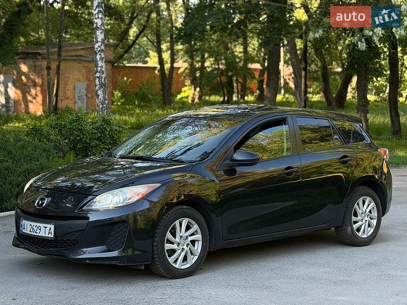 Хетчбек Mazda 3 2012 в Чернігові