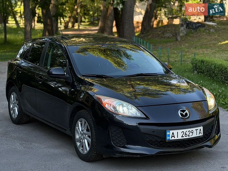 Хетчбек Mazda 3 2012 в Чернігові