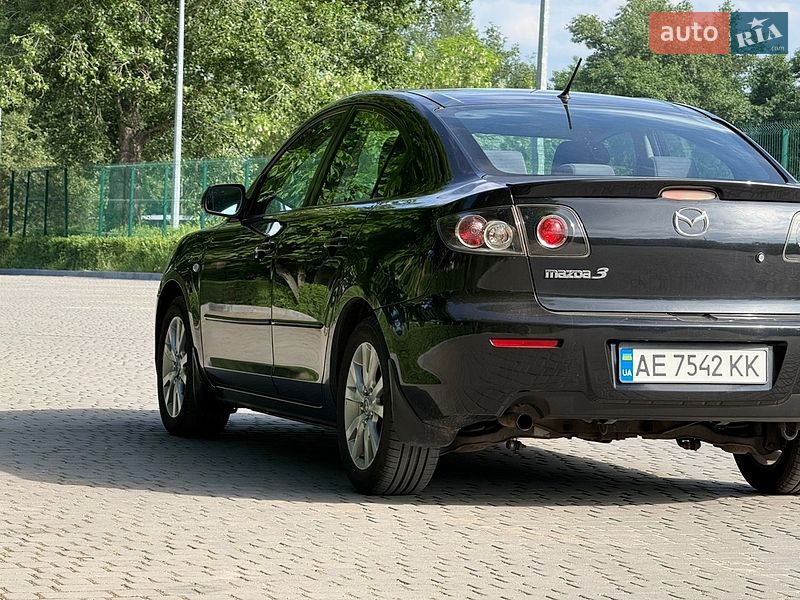 Седан Mazda 3 2007 в Каменском