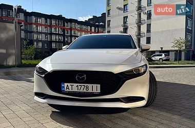 Седан Mazda 3 2020 в Івано-Франківську