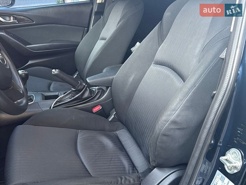 Седан Mazda 3 2014 в Белой Церкви
