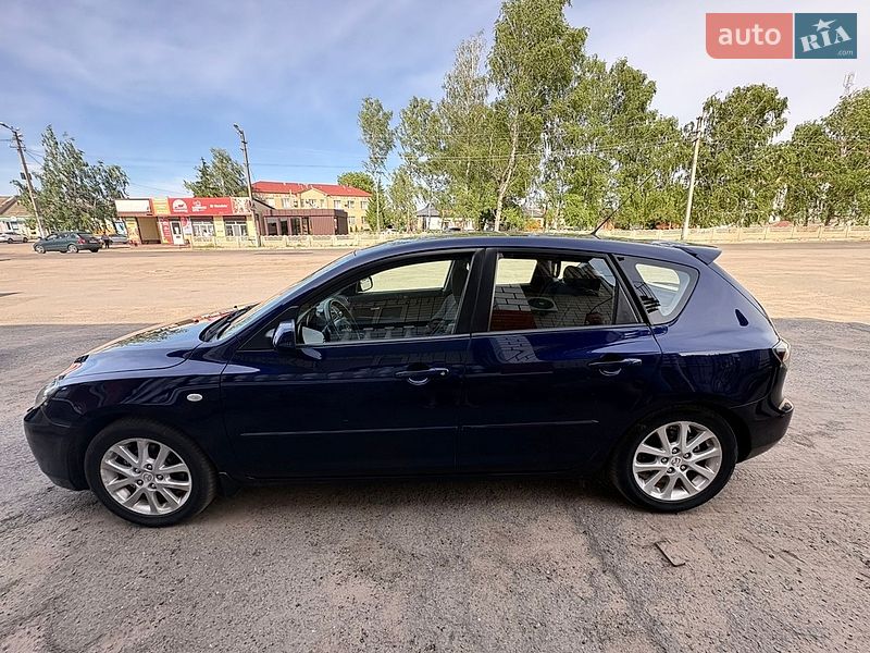 Хэтчбек Mazda 3 2008 в Джулинке