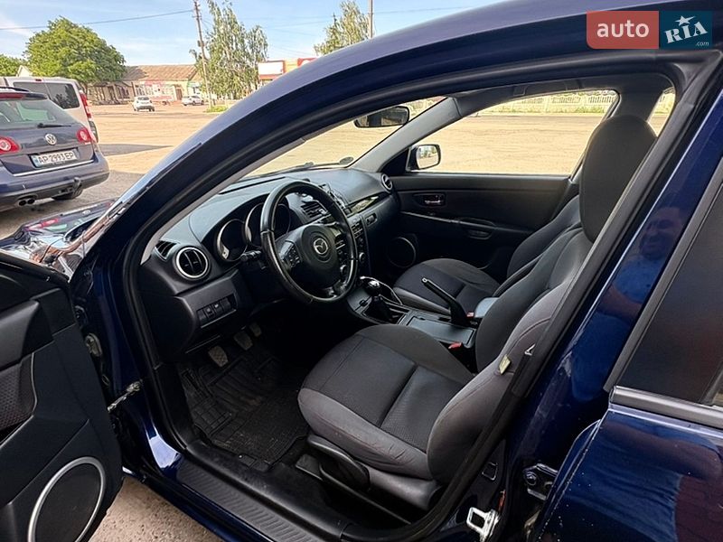 Хэтчбек Mazda 3 2008 в Джулинке