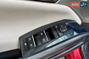 Седан Mazda 3 2019 в Киеве