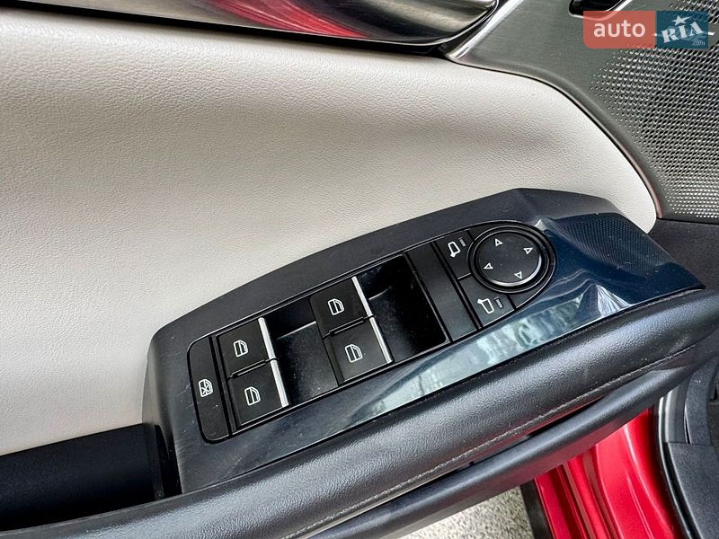 Седан Mazda 3 2019 в Киеве