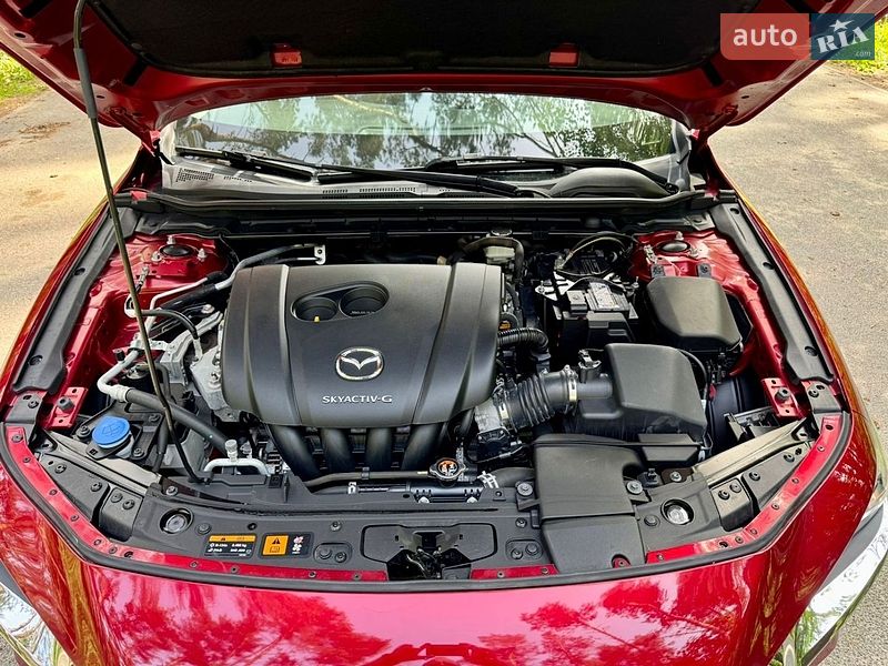 Седан Mazda 3 2019 в Киеве