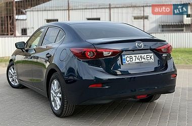 Седан Mazda 3 2017 в Киеве