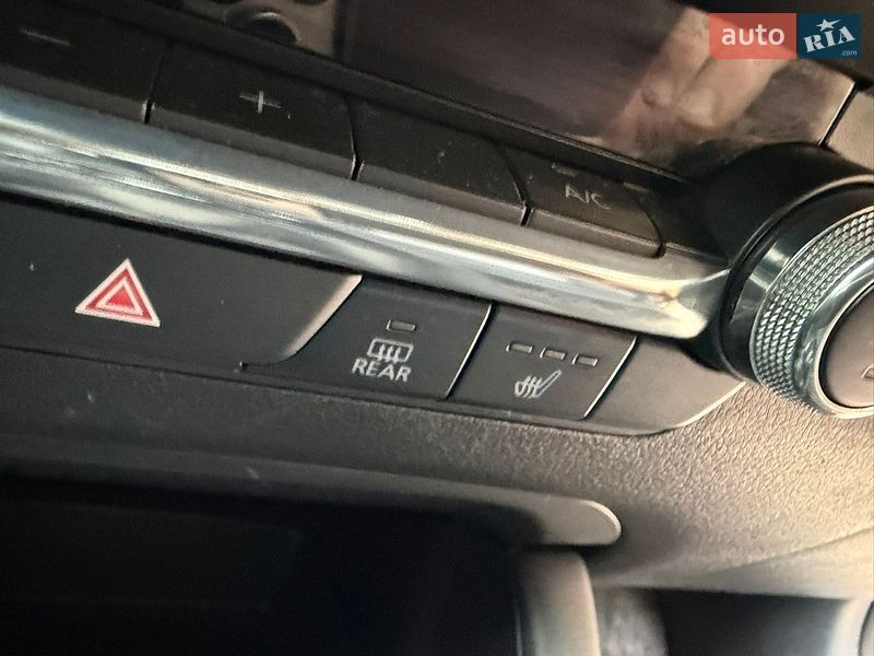 Седан Mazda 3 2021 в Дніпрі