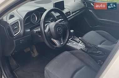 Седан Mazda 3 2016 в Новомосковську