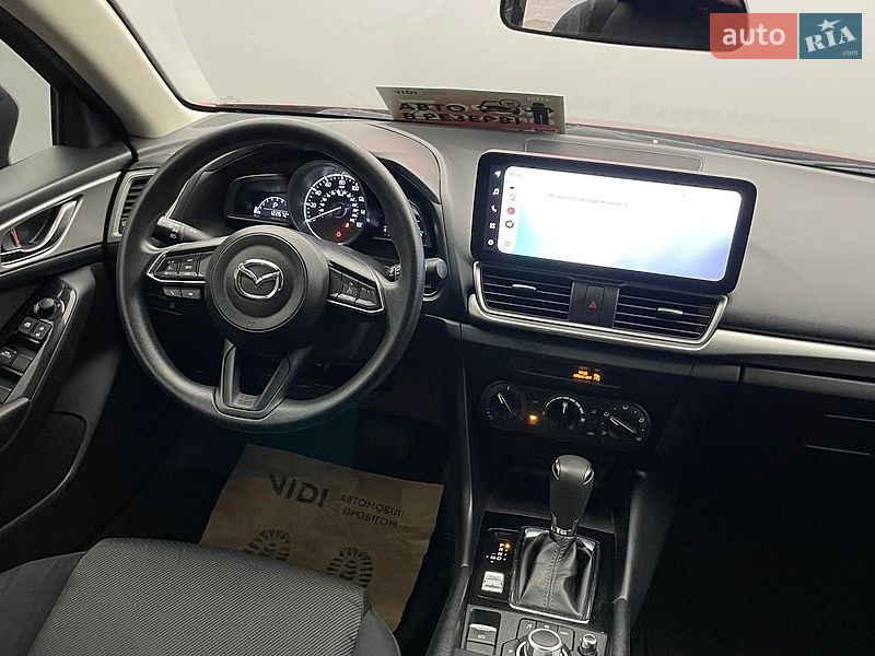 Хэтчбек Mazda 3 2017 в Киеве