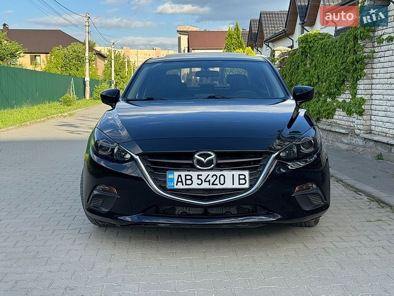Седан Mazda 3 2013 в Виннице