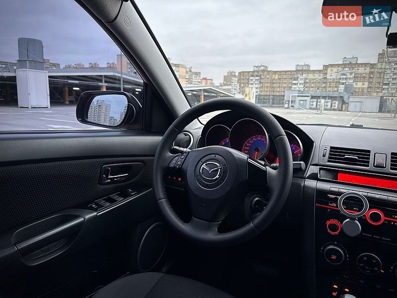 Седан Mazda 3 2008 в Киеве