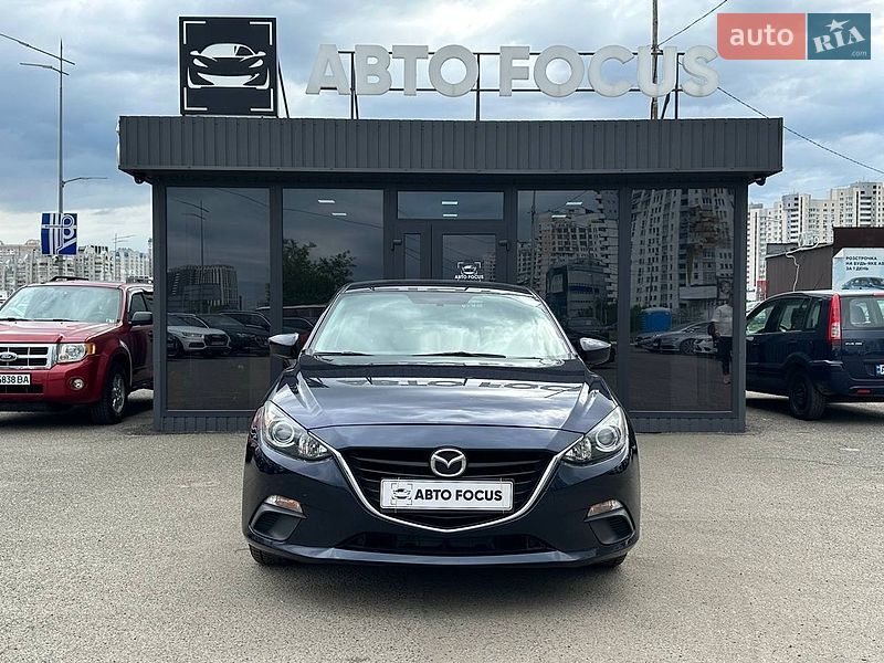 Седан Mazda 3 2013 в Киеве