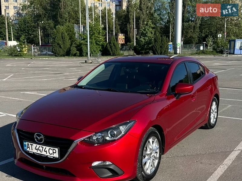 Седан Mazda 3 2015 в Ивано-Франковске