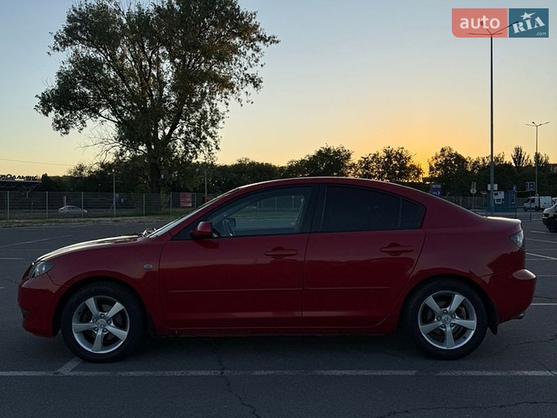 Седан Mazda 3 2006 в Дніпрі