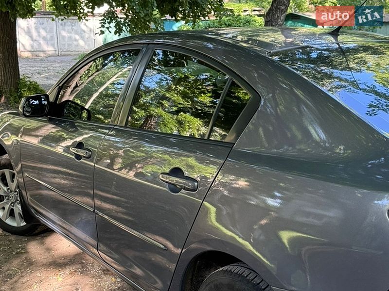 Седан Mazda 3 2006 в Одессе