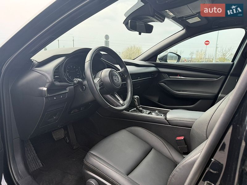 Хэтчбек Mazda 3 2024 в Львове