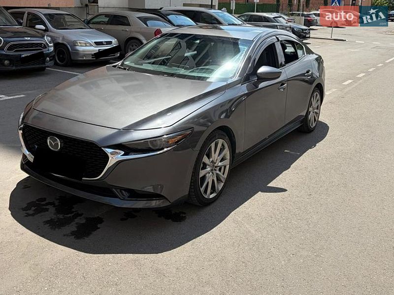 Седан Mazda 3 2019 в Черкассах