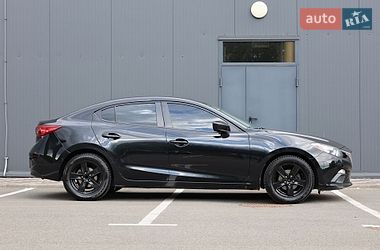 Седан Mazda 3 2014 в Киеве