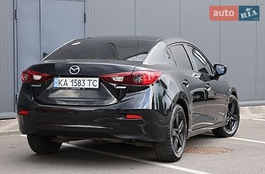 Седан Mazda 3 2014 в Киеве