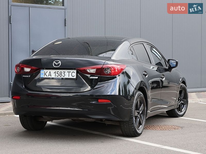 Седан Mazda 3 2014 в Киеве
