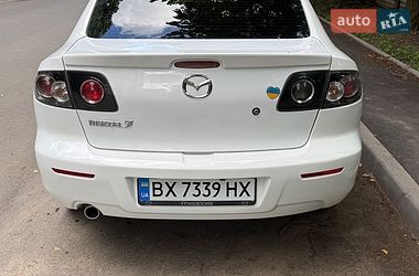Седан Mazda 3 2008 в Черновцах