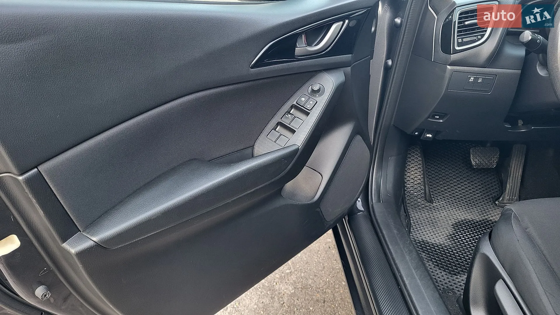 2015 Mazda 3 - мініатюра 20