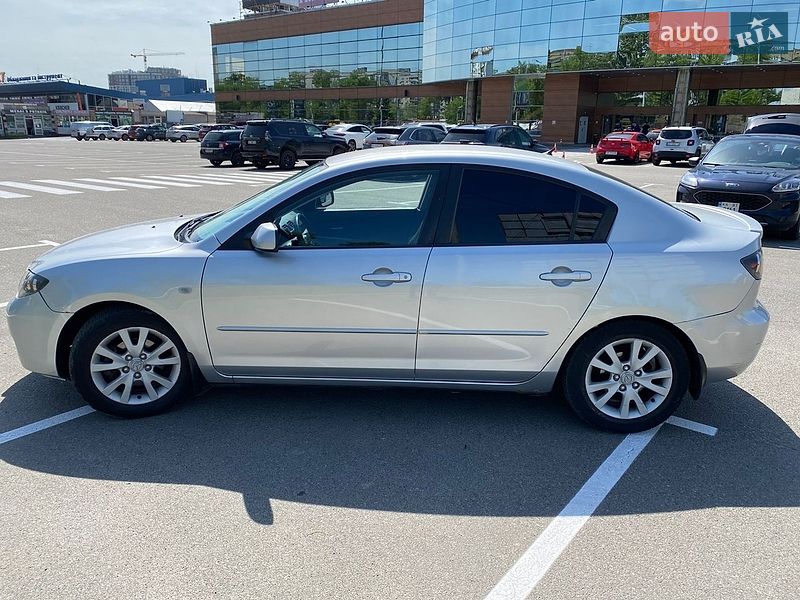 Седан Mazda 3 2007 в Києві