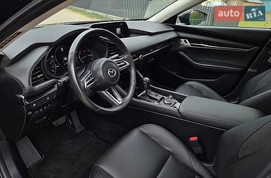 Седан Mazda 3 2022 в Львові