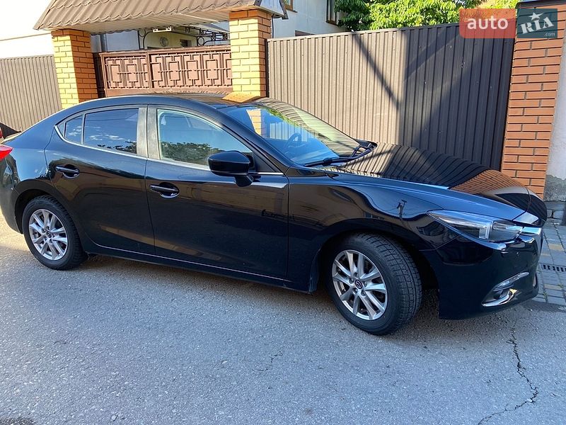 Седан Mazda 3 2018 в Одесі