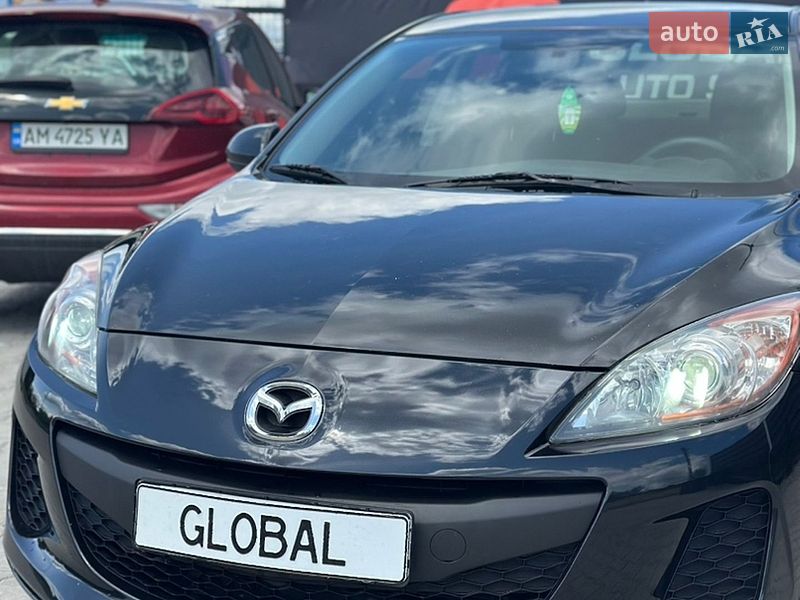 Хэтчбек Mazda 3 2013 в Ровно