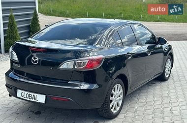 Хэтчбек Mazda 3 2013 в Ровно
