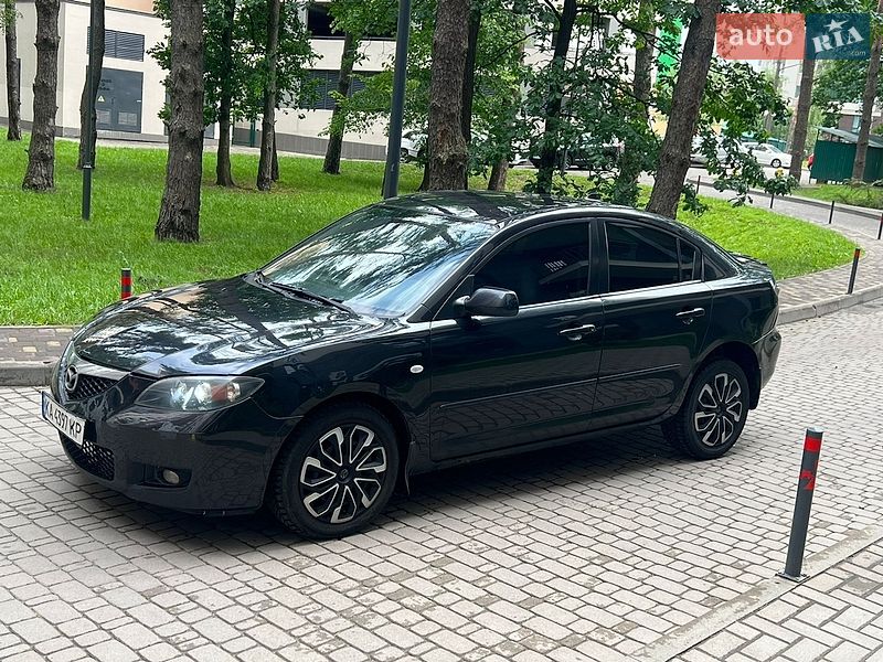 Седан Mazda 3 2008 в Киеве